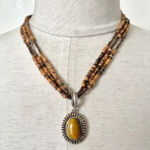 Vintage Avon Tiger eye pendant necklace